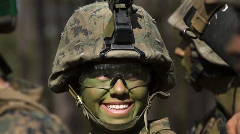 Good Idea Us Marine Corps Now Will Allow Women To Have Ponytails
