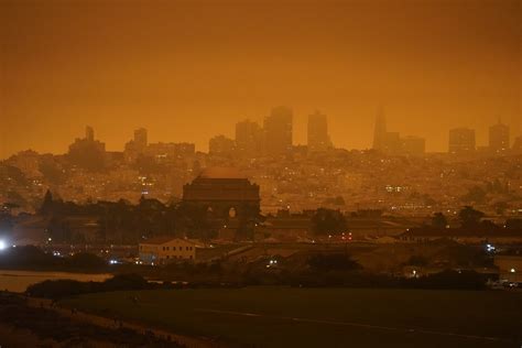 Smoke From California Wildfires Turned The San Francisco Sky Bright