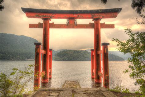 Stunning Hdr Japan Photography Floating Torii Gate At Hakone Jinja