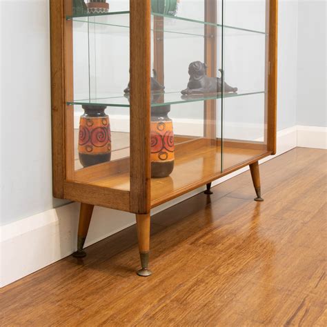 6724 Vintage Retro Glass Display Cabinet Sliding Glass Doors Splayed Legs Masterfind