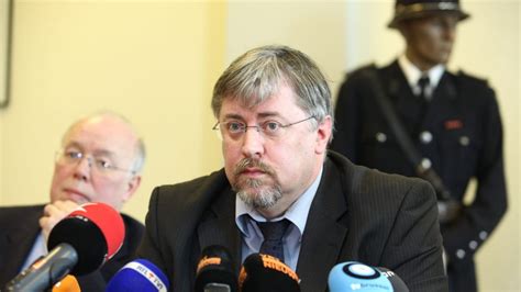 Met vader patrick blikken we terug op valpartij zelf, op de eerste gesprekken met zijn zoon achteraf en op de maanden die wielrennenen óf het er inhakte bij mama agna, papa patrick en vriendin oumi. Le chef de corps de la zone de police Bruxelles-Midi ...