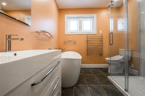 Modern bathroom decorating ideas 10 ideas for a small bathroom the interior of the bathroom of small dimensions has some nuances to consider: Ultra-Modern Bathroom Ideas and Trends in 2019