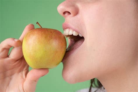 Female Biting An Apple Open Mouth Woman About To Bite Green Apple Stock Image Image Of Mouth