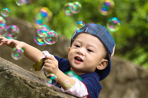 Royalty Free Photo Boy Playing With Bubbles Pickpik