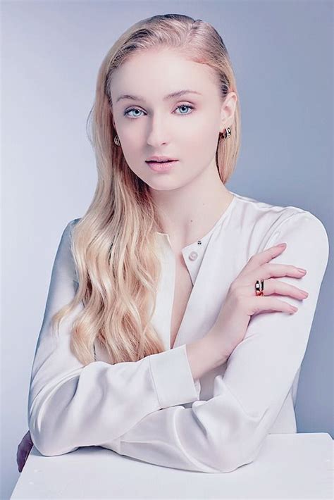 Sophie Turner For Giorgio Visconti Crown My Lady Collection Sophie