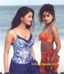 Aishwarya Rai Bachchan Sexy Bikini Pics