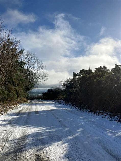 Live Snow In Devon Causes Chaos On Roads As Drivers Are Warned Of Treacherous Conditions