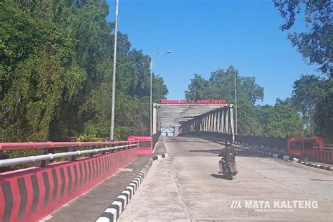 Periksa Kondisi Konstruksi Jembatan Ir Soekarno