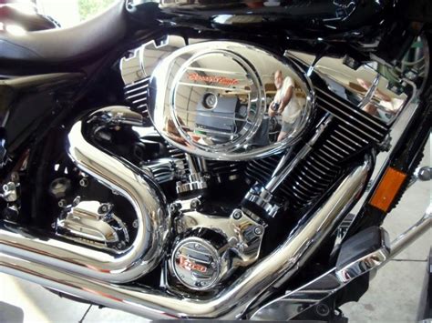 The twin cam 103 includes an automatic compression release and has a number of brand badges on the timer cover, derby cover, and air cleaner trim ring. Air Cleaner trim ring ???? - Harley Davidson Forums