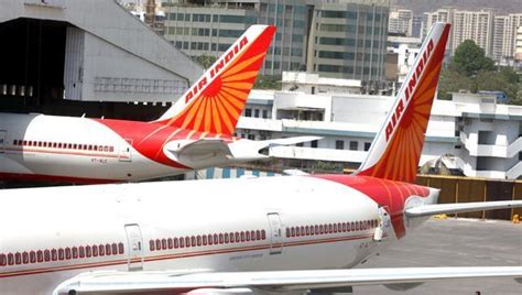 Mp Shashi Tharoor S Flight Makes Emergency Landing Air India Flight Mp Shashi Tharoor