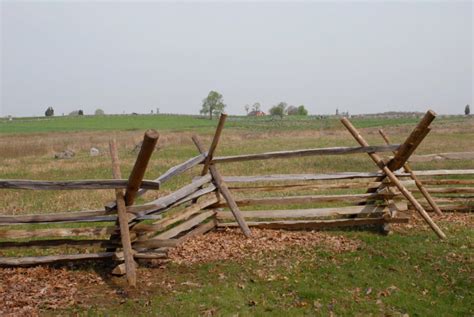 Types of split tail fences. A much more rustic split rail fence with diagonal supports ...