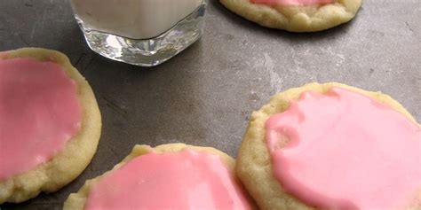 Amish Sugar Cookies With Sour Cream Icing My Recipe Magic