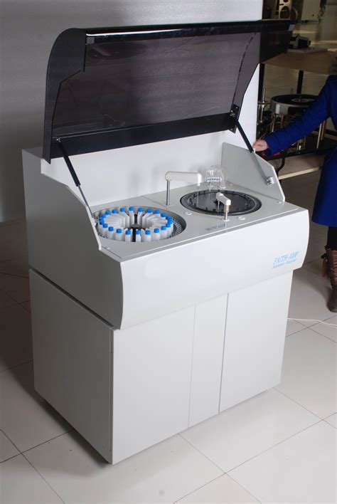 Fully Automatic Biochemistry Analyzer Blood Test Machine Auto Chemistry
