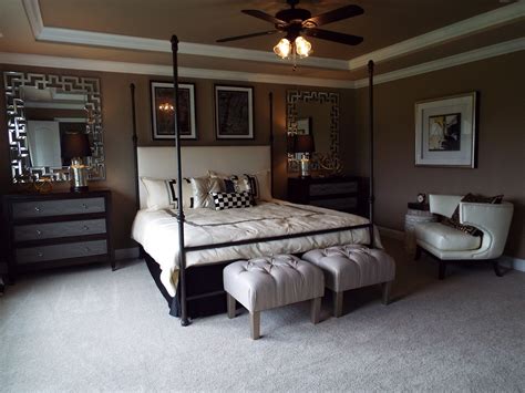 Hollywood glam themed bedroom ideas marilyn monroe old hollywood. Old Hollywood Glamour Bedroom | Glamourous bedroom ...