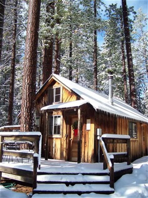 Great homes with amenities to keep the whole family busy and you free to relax, finally. Sunset Inn Yosemite Vacation Cabins (Groveland, CA ...