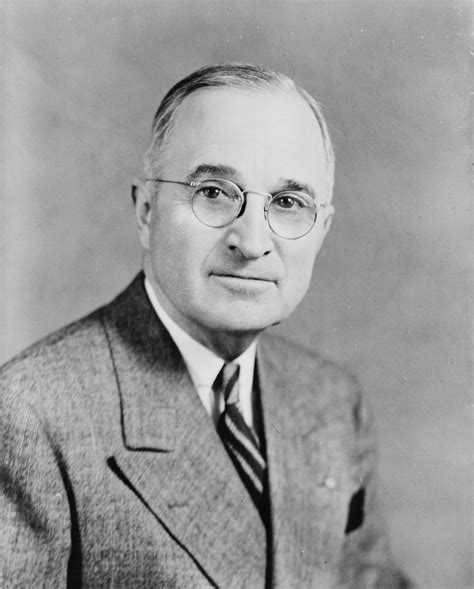 Fileharry S Truman Bw Half Length Photo Portrait Facing Front 1945