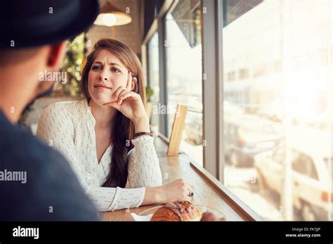 Coffeeshop Fenster Stockfotos Und Bilder Kaufen Alamy