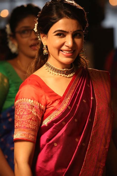 samanthafansclub™ on twitter how beautiful she looks in this red saree ️🥀 samanthaprabhu2