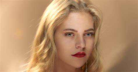 How To Shoot Motion Blur Portrait With Continuous Led Broncolor