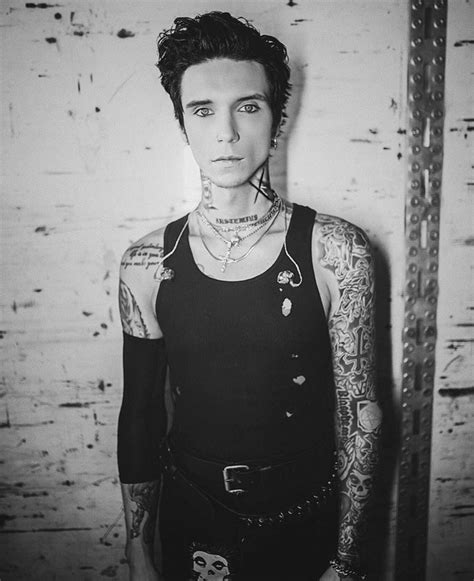 Andy Biersack Andy Sixx Photo 43158872 Fanpop