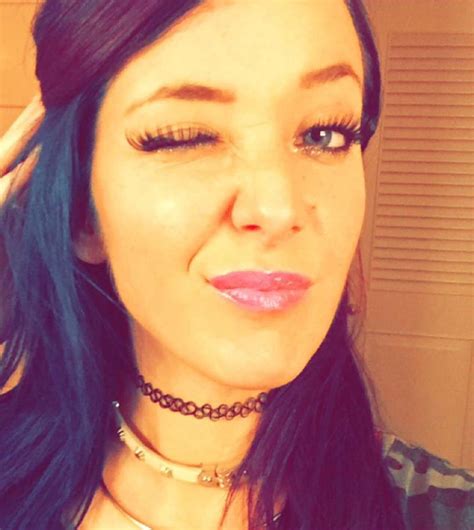 Hot Pictures Of Jenna Marbles Prove She Is The Hottest Youtuber The Viraler