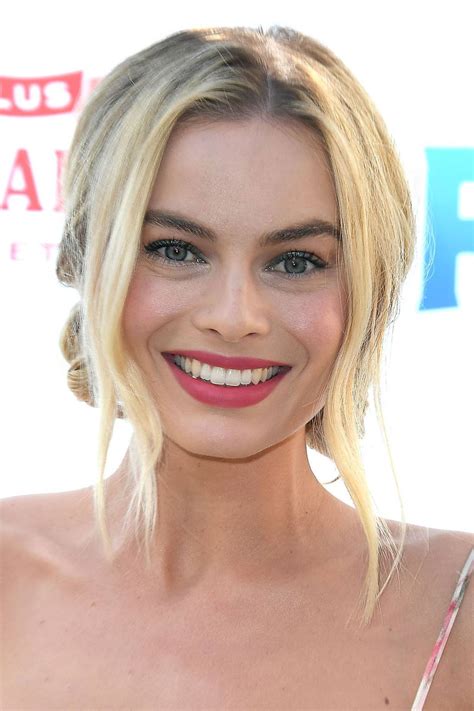 Margot Robbie Latest News And Pictures Glamour Uk