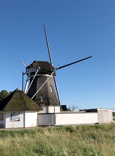 De hoop is een korenmolen aan de woldweg in het dorp kropswolde in de provincie groningen. De Hoop, Kropswolde | Nederlandse Molendatabase