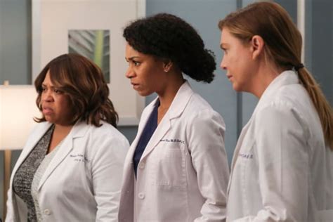 A drama centered on the personal and professional lives of five surgical interns bye bye grey's! Grey's Anatomy Season 16 Episode 21 Review: Put on a Happy ...