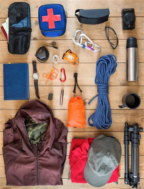 Day Hike Packing List 13 Essentials For Hiking And How To Avoid Extra