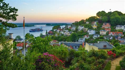 Hamburgs Riverside Neighborhood Of Blankenese Offers A Coastal Resort