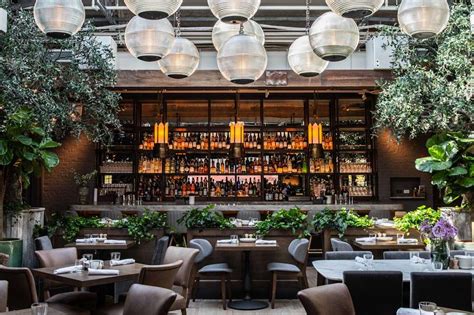 Lincoln park if you're sick of the same old downtown rooftop scene, this happening spot 13 floors above the hotel lincoln offers a welcome respite, as well as huge lake views. Best Rooftop Bars in Chicago: Cool Places to Drink With a ...