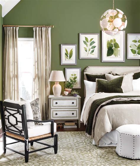 What Colors Go With Olive Green Walls