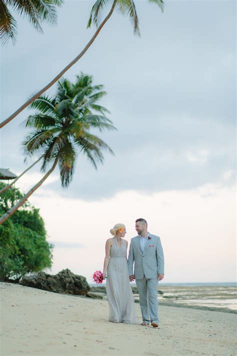 Once you&#39;ve sorted your outfit (priorities!), it&#39;s time to start thinking about wedding gifts. A tropical wedding in paradise #Fiji @NamaleResort | Fiji ...