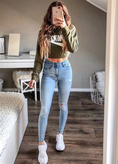 Pin By Ava Lindala On My Style Summer Fashion Outfits Cute Outfits