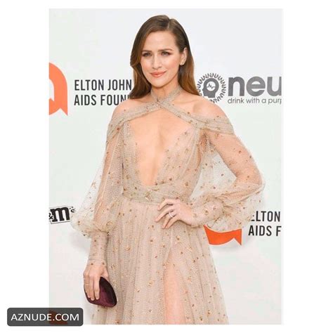 Shantel Vansanten Displaying Her Sexy Legs And Small Tits At The Elton John Aids Foundation