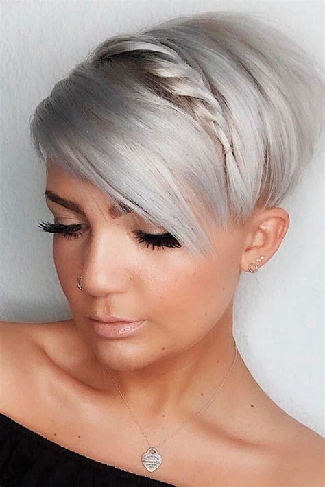 45 Sexy Short Hairstyles To Turn Heads This Summer 2024