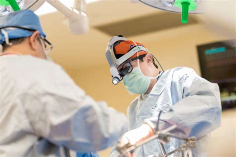 Uf Health Liver Transplant Program Outcomes Reach No 1 In Nation Shands News Notes