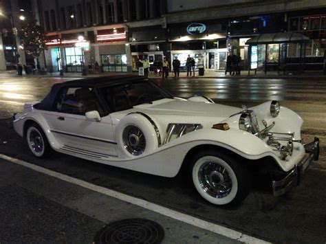 Cruella de vil (101 dalmatians). Pin on Cruella De Vil's Car
