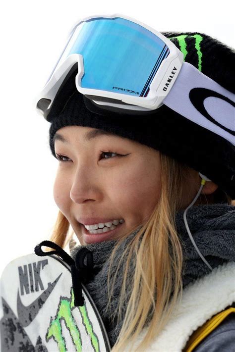 What Fuels Superstar Olympic Snowboarder Chloe Kim In N Out And 3 Hour