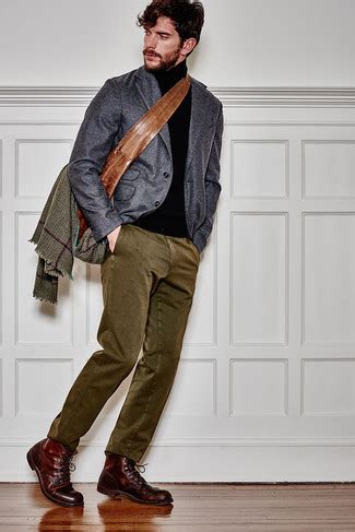 We did not find results for: Tenue: Blazer en laine gris foncé, Pull à col roulé noir ...