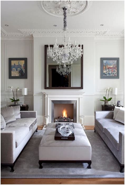 The window or fireplace can be used as the center or focal point in the living room. Tips on Arranging the Luxury Living Room Space