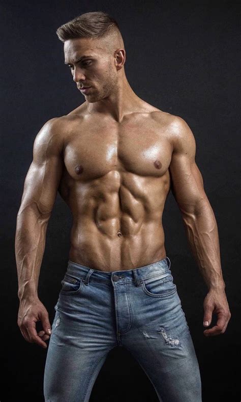 Pin On Bodybuilding Men