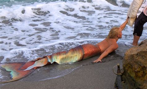 Mermaids Caught On Camera Spotted In Real Life Sirene Videocamera Leggende