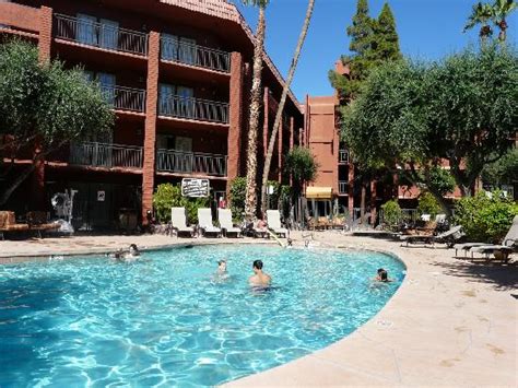 Holiday Inn And Suites Phoenix Airport North Updated 2020 Prices