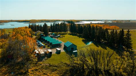 Duck Hunting Lodges And Amenities Birdtail Waterfowl