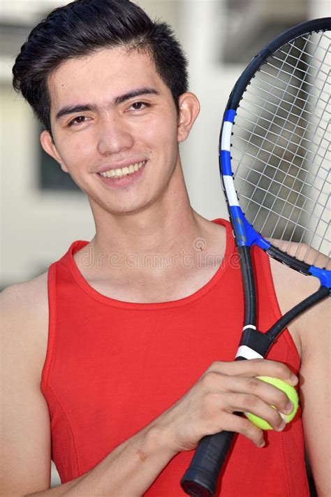 Smiling Athletic Filipino Tennis Player Foto De Archivo Imagen De