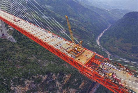 Beipanjiang Bridge In China Die Höchste Brücke Der Welt Steht Der