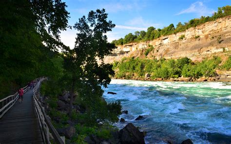 Wandering Niagara's White Water Rapids » I've Been Bit :: A Travel Blog