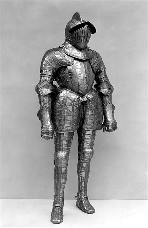 Armor Of Henry Herbert Second Earl Of Pembroke 15341601 Armor