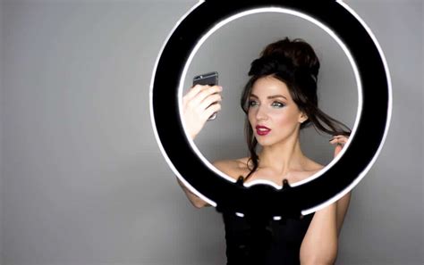 How To Get Started With Ring Light Photography